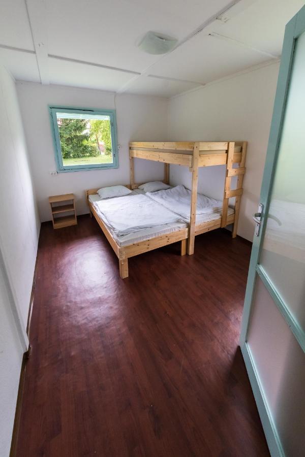 Penge Bungalok Hotel Balatonalmádi Buitenkant foto